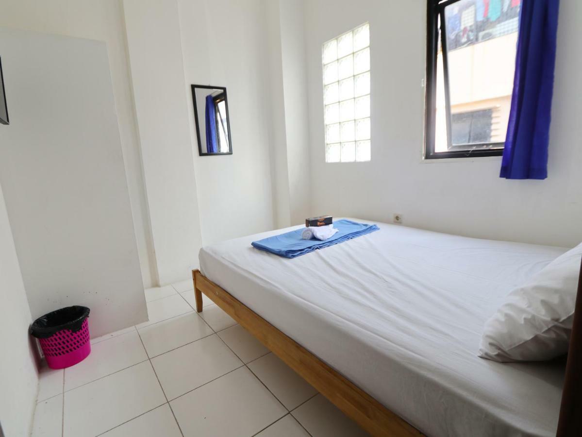 Kamar Keluarga Kalideres Yakarta Exterior foto